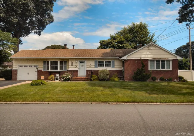 Photo 2 of Sale Pending at 1005 Thompson Dr, Islip, NY 11706 | MLS# 1020900 | Listing updated on 2026-09-03