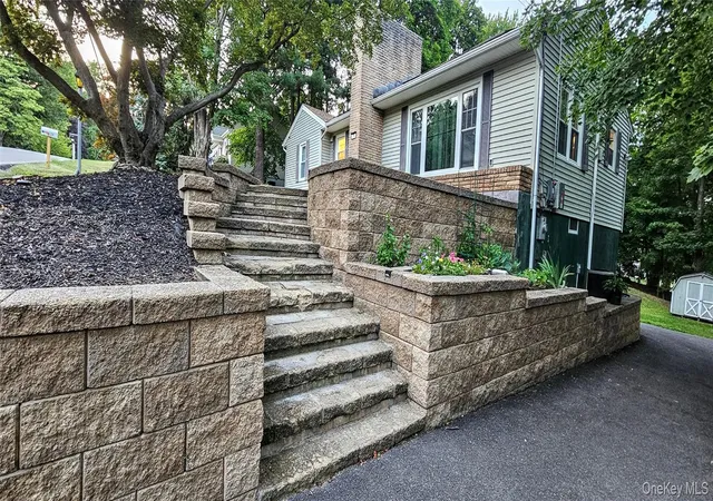 Photo 2 of Single family home for sale at 26 Reservoir Rd, Highland, NY 12528 | MLS# 1020902 | Listing updated on 2026-10-01