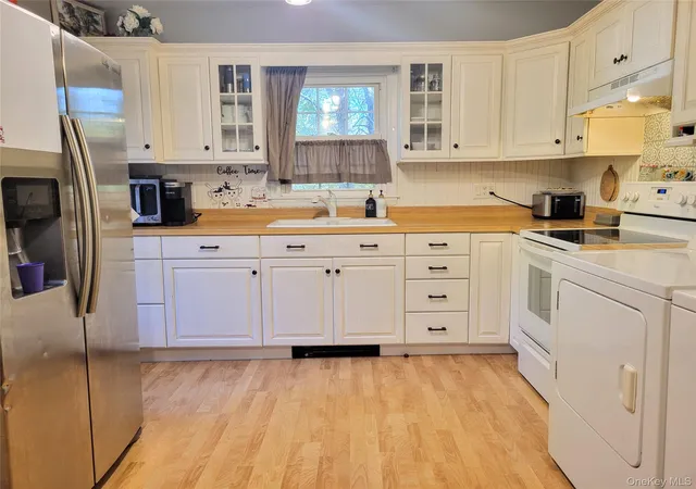 Photo 4 of Single family home for sale at 26 Reservoir Rd, Highland, NY 12528 | MLS# 1020902 | Listing updated on 2026-10-01