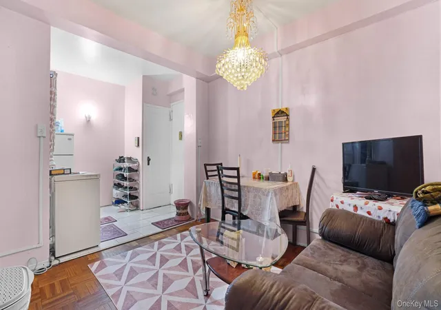 5th image of 2049 Mcgraw Ave #2C, New York, NY 10462 | MLS# 1020933