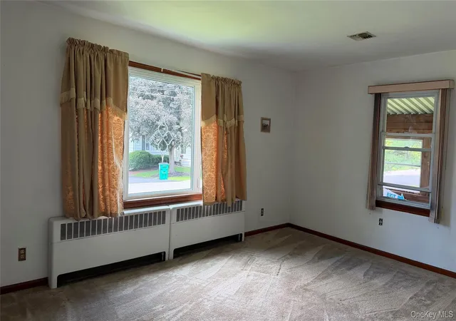 2nd image of 5 Trabucco Pl, Wappinger, NY 12590 | MLS# 1020946