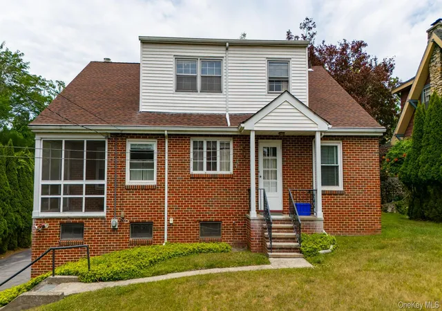 Photo 3 of Single family home for sale at 10 Degarmo Pl, Poughkeepsie, NY 12603 | MLS# 1020961 | Listing updated on 2026-08-14