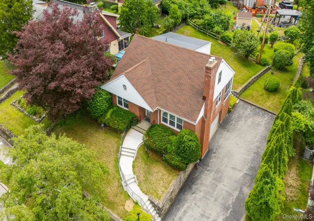 Photo 3 of Single family home for sale at 10 Degarmo Pl, Poughkeepsie, NY 12603 | MLS# 1020961 | Listing updated on 2026-08-14