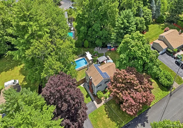 Homes for sale in Clarkstown, NY | 9 Homestead Ln, Clarkstown, NY 10956 | MLS# 1020980