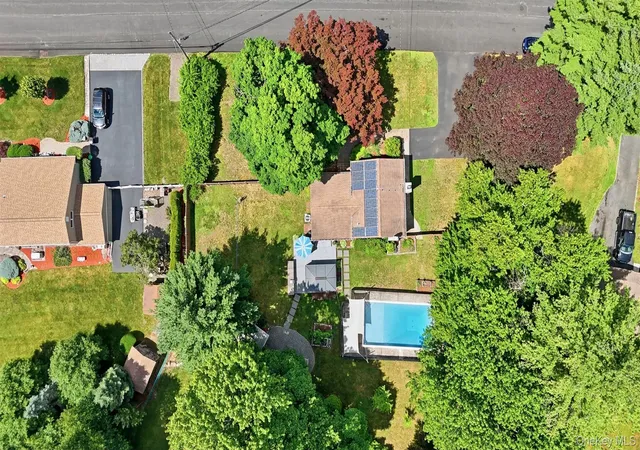 Homes for sale in Clarkstown, NY | 9 Homestead Ln, Clarkstown, NY 10956 | MLS# 1020980