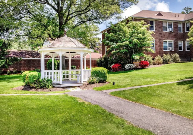 Homes for sale in White Plains, NY | 185 Bryant Avenue, White Plains, NY 10605 | Houzeo