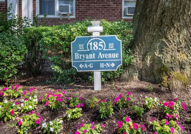 Homes for sale in White Plains, NY | 185 Bryant Ave #1M, White Plains, NY 10605 | MLS# 1020989
