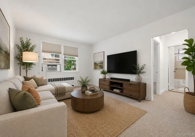 Homes for sale in White Plains, NY | 185 Bryant Ave #1M, White Plains, NY 10605 | MLS# 1020989