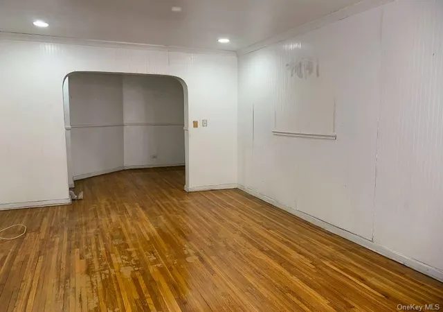 Homes for sale in New York, NY | 7610 34th Ave #2M, New York, NY 11372 | MLS# 1021008