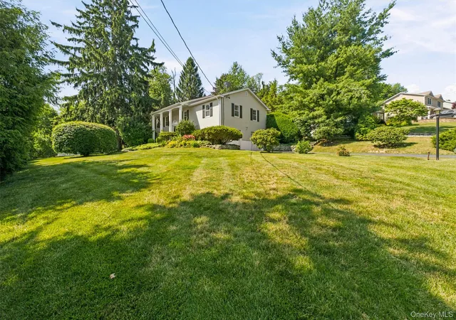 4th image of 431 Bonnie Ct, Yorktown, NY 10598 | MLS# 1021020