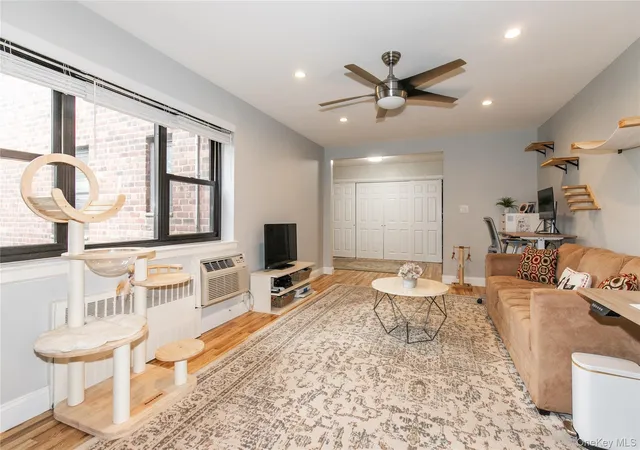 Photo 3 of Sale Pending at 35 Knightsbridge Rd #2-B, North Hempstead, NY 11021 | MLS# 1021026 | Listing updated on 2026-09-17
