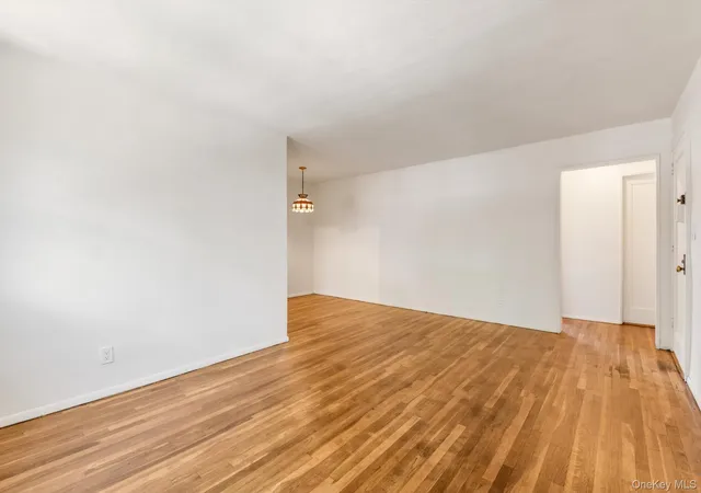 Listing Photo 4 - Condo for sale in building located at 60-23 Marathon Pkwy, Little Neck, NY 11362 - Unit #2-434