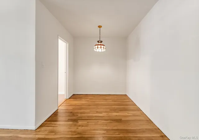 Listing Photo 5 - Condo for sale in building located at 60-23 Marathon Pkwy, Little Neck, NY 11362 - Unit #2-434