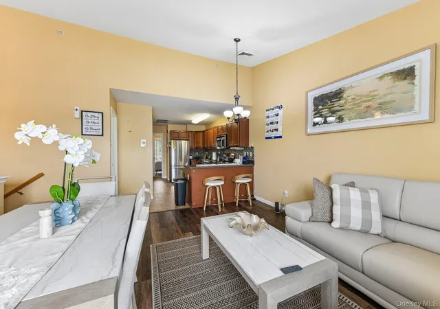 Photo 4 of Condo for sale at 1120 Willow Ln, Valley Stream, NY 11580 | MLS# 1021041 | Listing updated on 2026-07-02