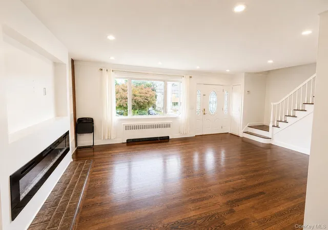 Photo 4 of Single family home for sale at 104 Hayward St, Yonkers, NY 10704 | MLS# 1021042 | Listing updated on 2026-10-08