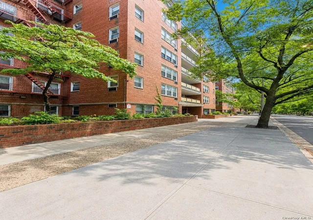 2nd image of 14470 41St Ave, New York, NY 11355