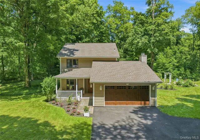 Homes for sale in East Fishkill, NY | 43 Nathan Hale Dr, East Fishkill, NY 12582 | MLS# 1021059