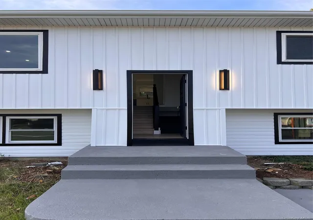 Photo 2 of Single family home for sale at 501 Hawkins Rd, Brookhaven, NY 11784 | MLS# 1021098 | Listing updated on 2026-09-20