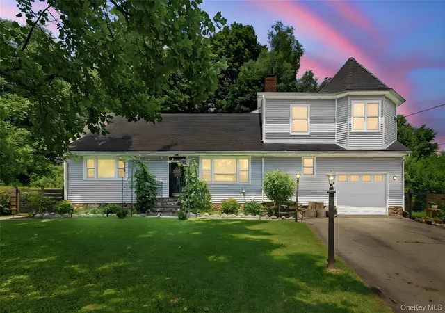 2nd image of 109 Chelsea Rd, Wappinger, NY 12590 | MLS# 1021101
