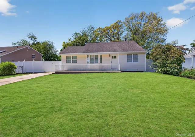 2nd image of 23 Champlain St, Port Jefferson Station, NY 11776 | MLS# 1021103