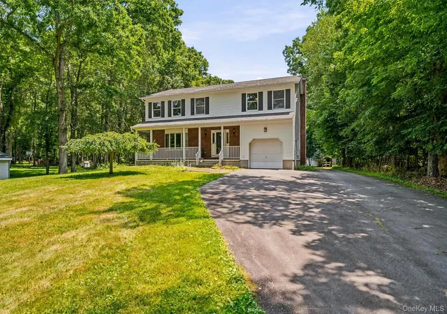 Photo 3 of Sale Pending at 808 S Plank Rd, Wawayanda, NY 10973 | MLS# 1021130 | Listing updated on 2026-08-14