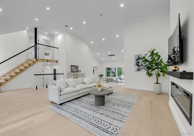 Photo 3 of Single family home for sale at 28 Red Brk Rd, North Hempstead, NY 11024 | MLS# 1021145 | Listing updated on 2026-08-30