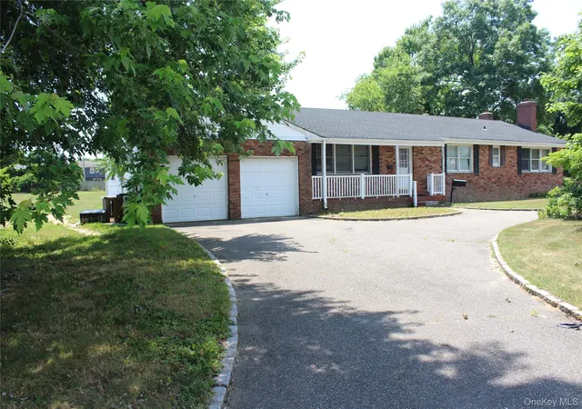 7th image of 924 Fulton St, Oyster Bay, NY 11735 | MLS# 1021147