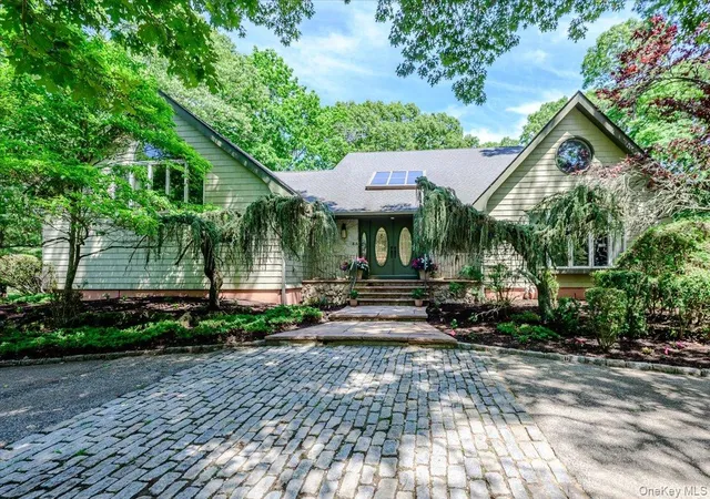 1st image of 33 Meadow Farm Rd, Islip, NY 11730 | MLS# 1021152