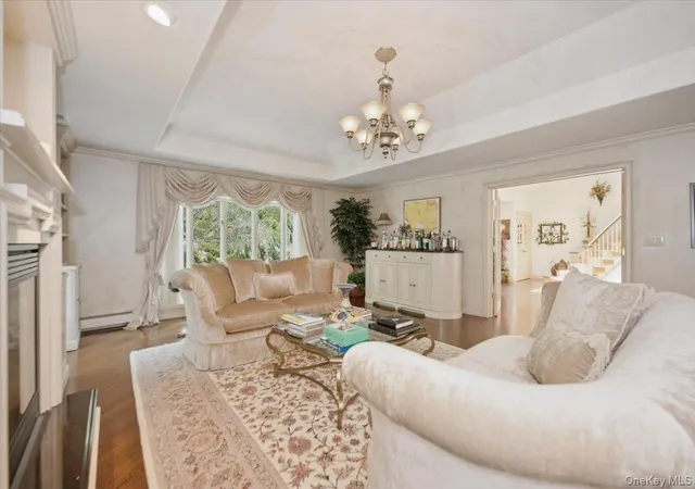 4th image of 33 Meadow Farm Rd, Islip, NY 11730 | MLS# 1021152