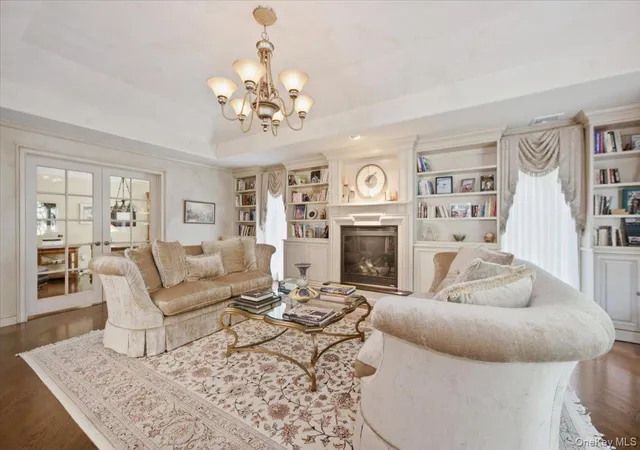 5th image of 33 Meadow Farm Rd, Islip, NY 11730 | MLS# 1021152