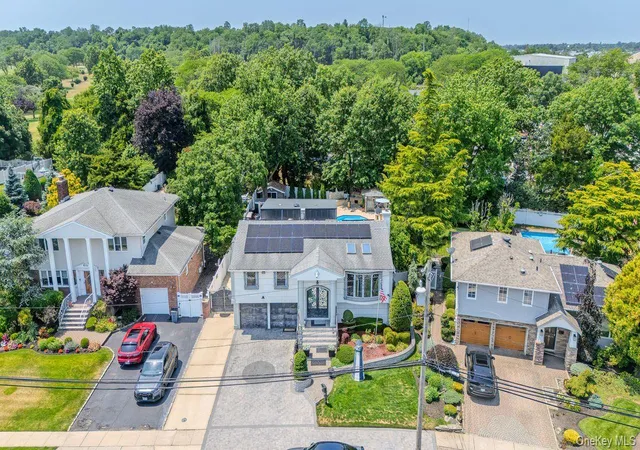 4th image of 2696 Clubhouse Rd, Hempstead, NY 11566 | MLS# 1021167