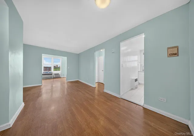 Photo 3 of Sale Pending at 51-33 Goldsmith St #7G, New York, NY 11373 | MLS# 1021170 | Listing updated on 2026-08-05