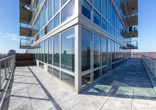 3rd image of 640 W 237Th St #15C, New York, NY 10463 | MLS# 1021181