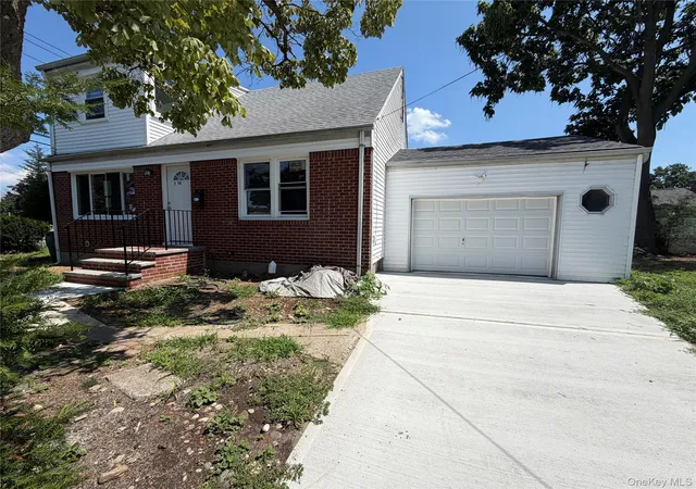 Single family home for sale at 258 Brown Ave, Hempstead, NY 11550 | MLS# 1021188