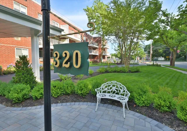 2nd image of 320 E Shore Rd #11C, Great Neck, NY 11023 | MLS# 1021191