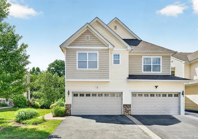 Homes for sale in Middletown, NY | 37 Meadow View Dr, Middletown, NY 10940 | MLS# 1021212