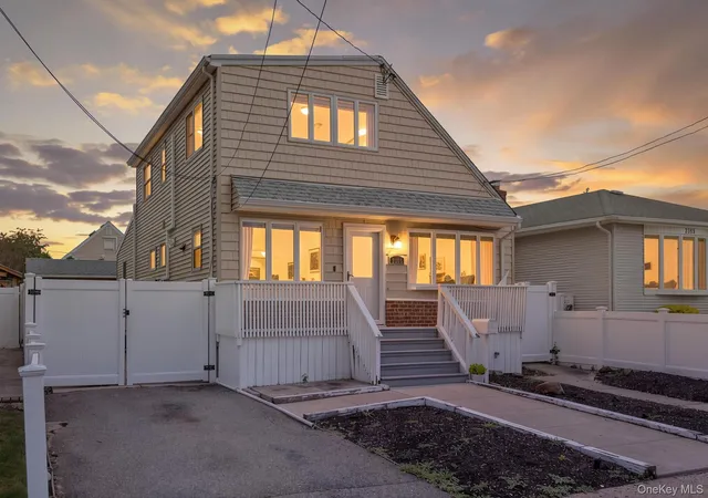 Photo 3 of Single family home for sale at 2383 Riverside Dr, Hempstead, NY 11793 | MLS# 1021229 | Listing updated on 2026-09-02