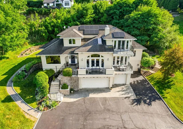 3rd image of 2 Half Moon Rdg, Cornwall, NY 12518 | MLS# 1021232