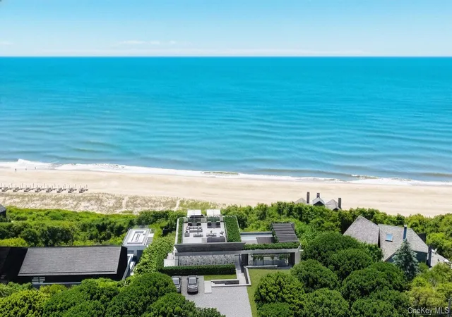 Photo 12 of Single family home for sale at 250 Old Montauk Hwy, East Hampton, NY 11954 | MLS# 1021256 | Listing updated on 2026-07-03
