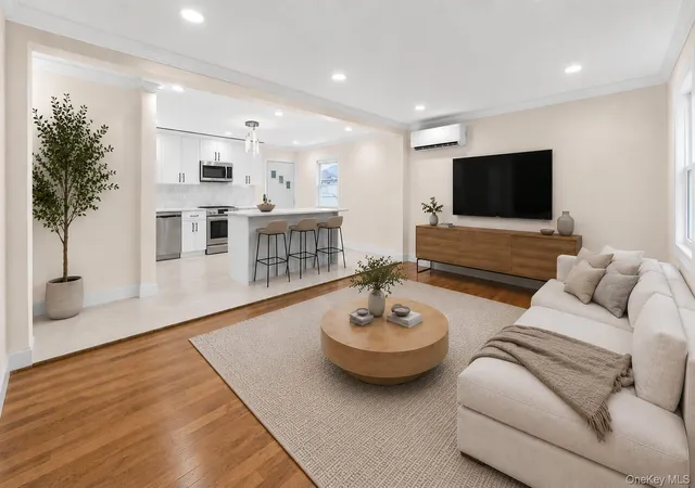 2nd image of 1588 Woodstock St, Hempstead, NY 11003 | MLS# 1021258