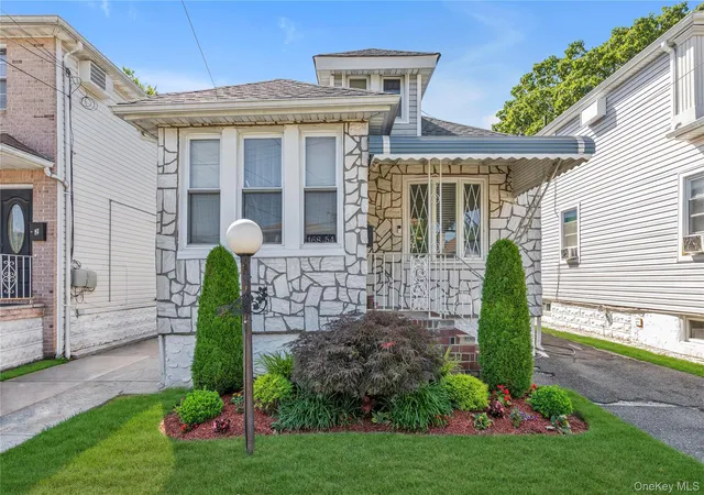 2nd image of 168 54 118th Rd, New York, NY 11434 | MLS# 1021267