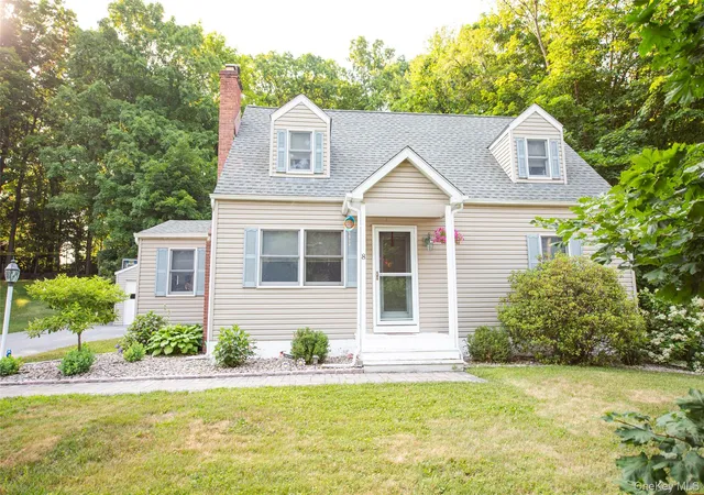 Homes for sale in Poughkeepsie, NY | 8 Stanley St, Poughkeepsie, NY 12603 | MLS# 1021300
