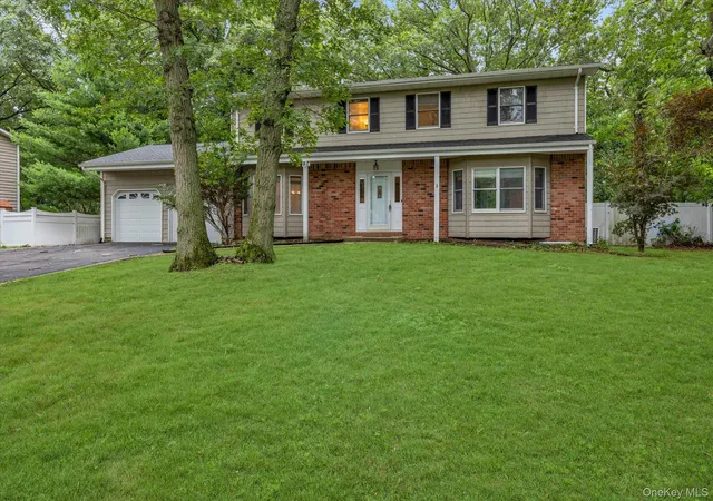 1st image of 8 Julia Cir, Brookhaven, NY 11733 | MLS# 1021308