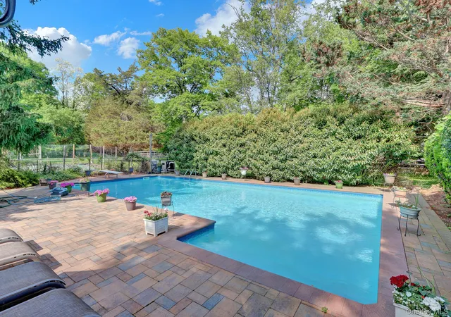 4th image of 15 Stillwater Rd, Smithtown, NY 11780 | MLS# 1021330