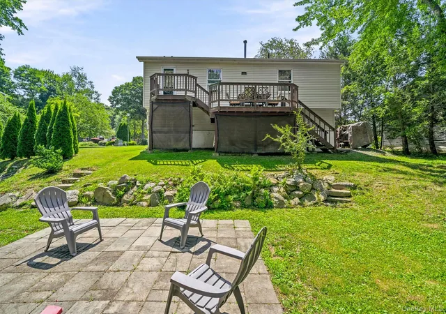 Photo 3 of Sale Pending at 6 Virginia Cir, Newburgh (town), NY 12550 | MLS# 1021334 | Listing updated on 2026-08-26
