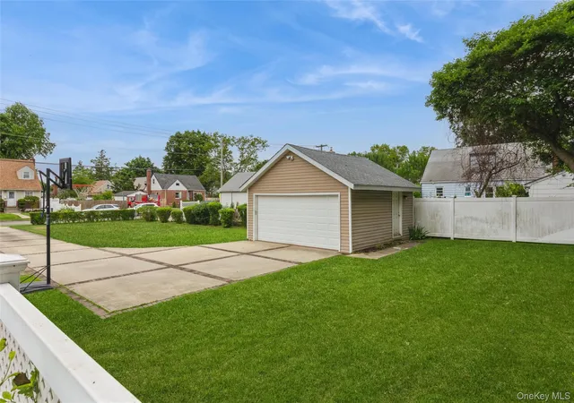 4th image of 469 Chester St, Hempstead, NY 11553 | MLS# 1021337
