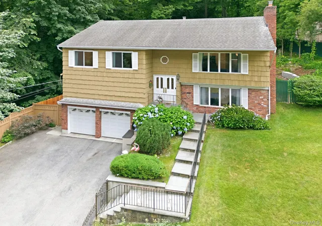 Photo 1 of Single family home for sale at 80 Hickory Hl Dr, Greenburgh, NY 10522 | MLS# 1021341 | Listing updated on 2026-08-24