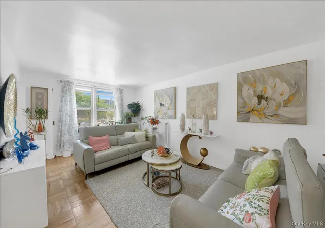 4th image of 3512 Oxford Ave, New York, NY 11238