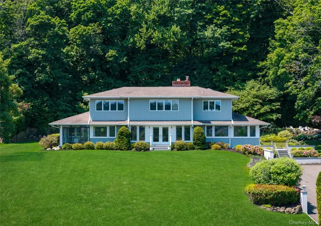 4th image of 353 E Shore Rd, North Hempstead, NY 11023 | MLS# 1021374