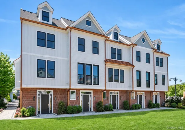 Condo for sale at 40 Andrews Ln, Mount Pleasant, NY 10591 | MLS# 1021377